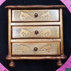 Vintage Musical Jewelry Box